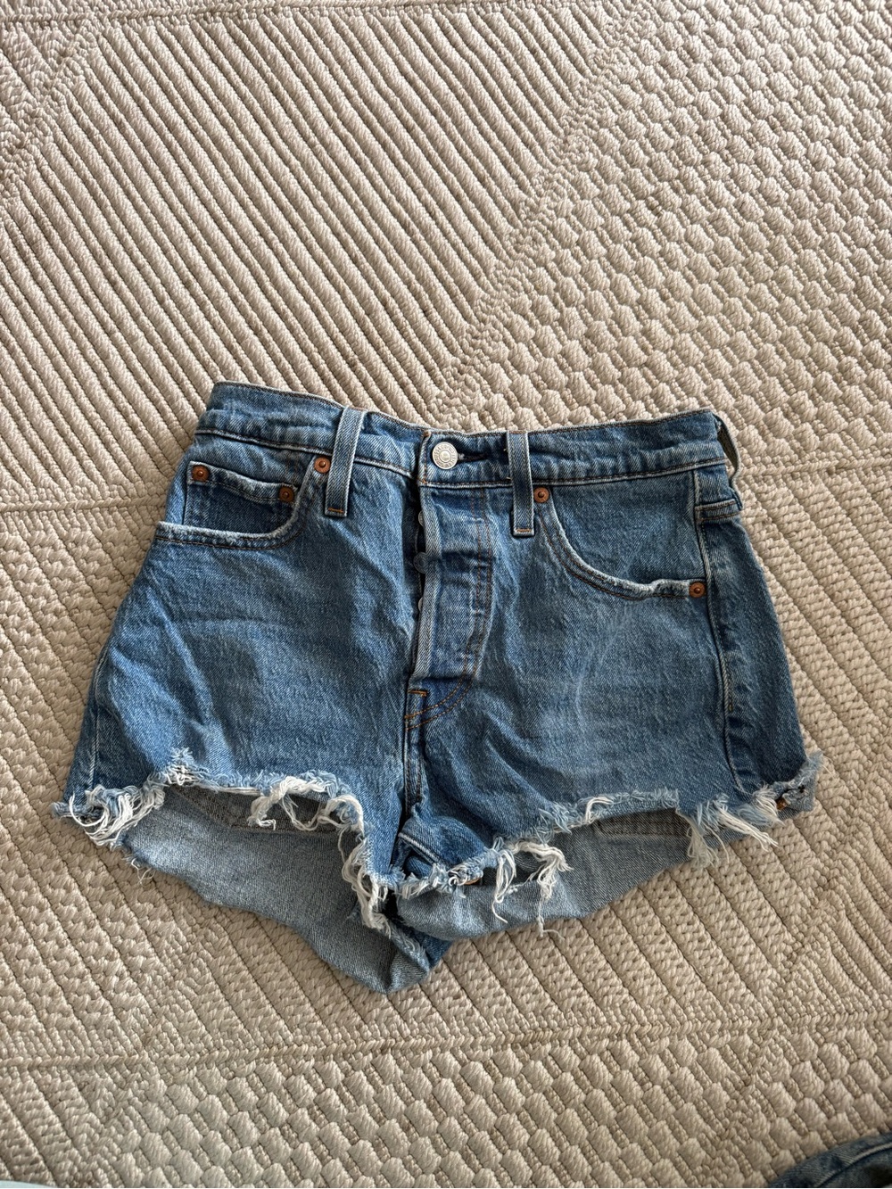 Levi's Women's 501 Original High-Rise Shorts